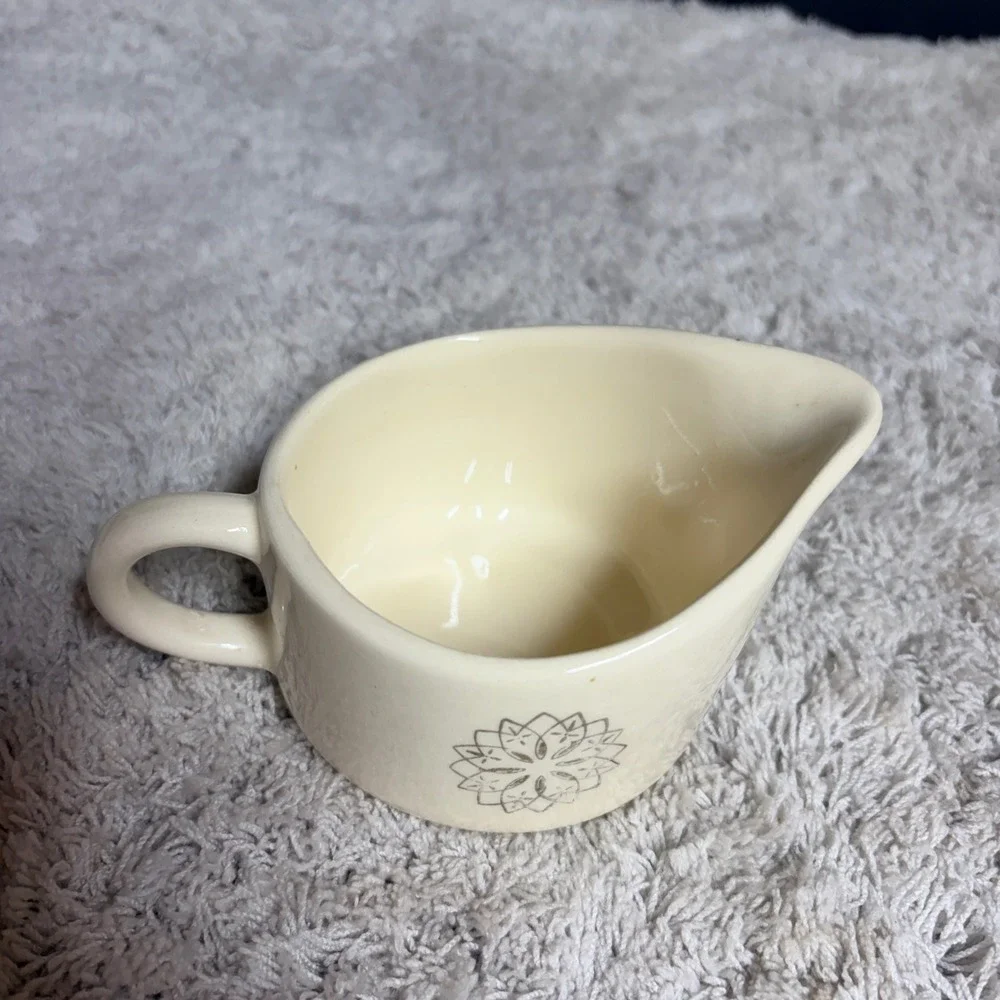 SCIO‎ Potteries Fascination Gold Oval Loops Creamer MCM Retro Atomic